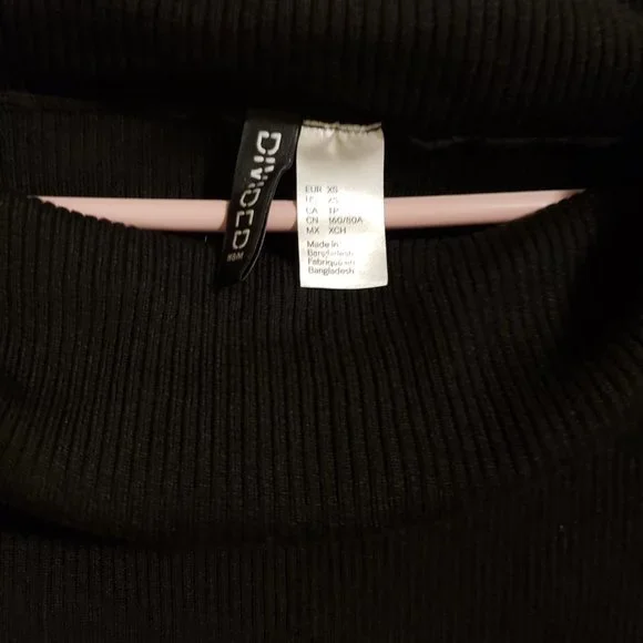 Crop top - Picture 2 of 4